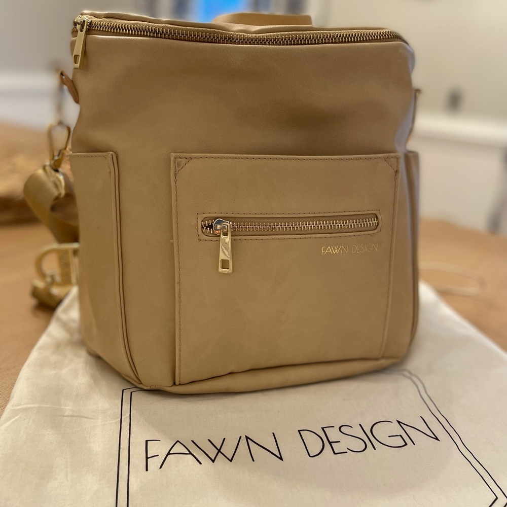 Fawn Design Mini backpack in sand color (2019), gold hardware